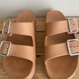 MIA | Santi Flatform Sandal | Size 8 | Camel Color | Birkenstock Style casual